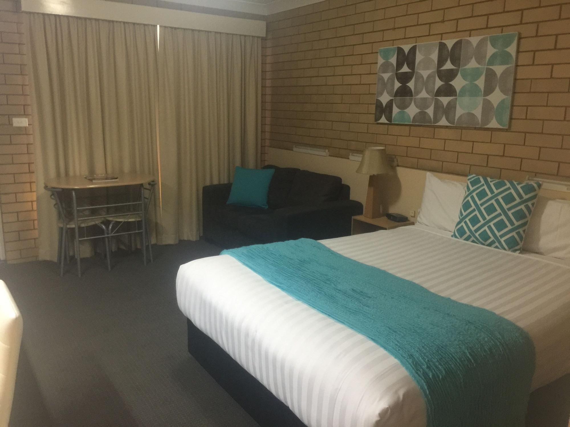Blue Violet Motor Inn 투움바 외부 사진