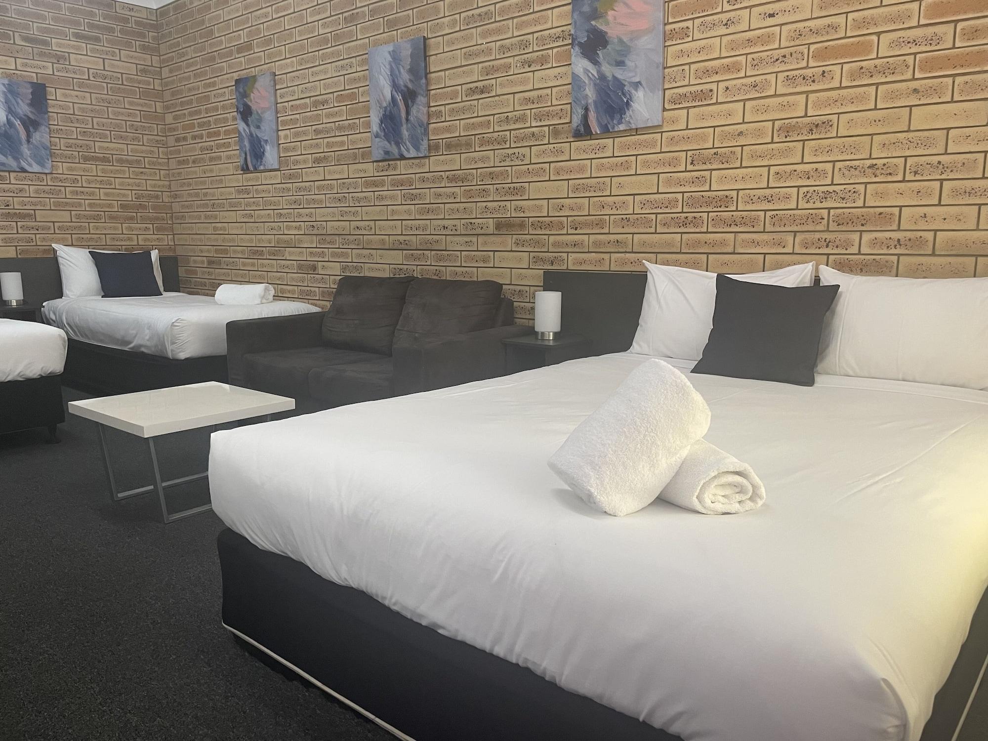 Blue Violet Motor Inn 투움바 외부 사진