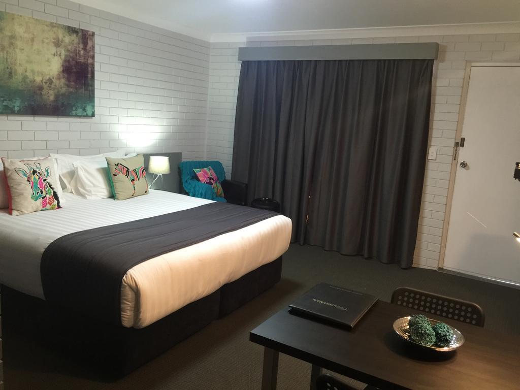 Blue Violet Motor Inn 투움바 외부 사진