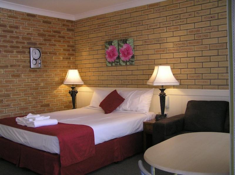 Blue Violet Motor Inn 투움바 외부 사진