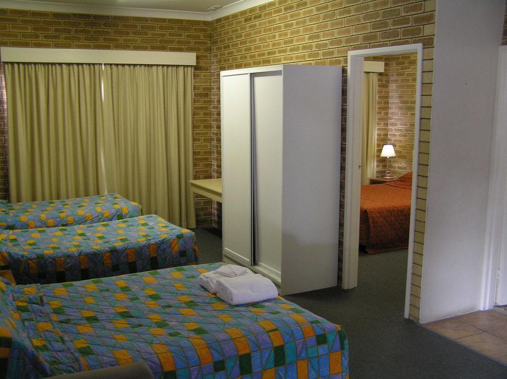 Blue Violet Motor Inn 투움바 외부 사진